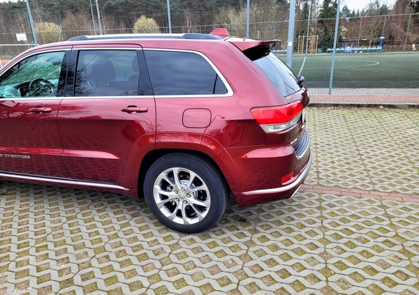 Jeep Grand Cherokee cena 140000 przebieg: 106600, rok produkcji 2019 z Luboń małe 191